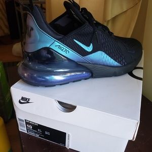 Nike AirMax 270